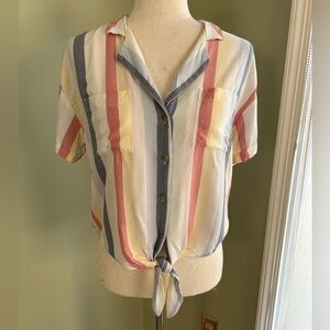 Holster striped tie front blouse. Short sleeves, button down size Small. Nice!